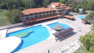 For sale - Hotel in Liaskovec,  Veliko Tarnovo