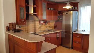 Închiriere - Apartament în Sportna zala,  Varna