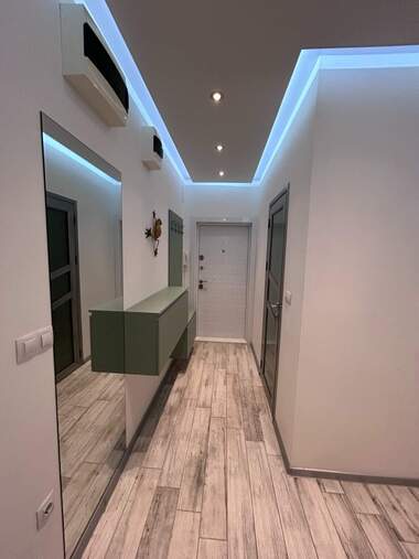 Vânzare - Apartament în Mladost 1,  Varna