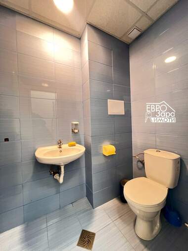 Vânzare - Magazin/Birou/Salon de frumusețe/Cabinet de stomatologie în Tri ceuceura-țentăr,  Stara Zagora