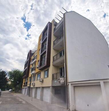 Miete - Wohnung in Komatewski wazel,  Plowdiw