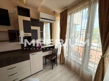 Închiriere - Apartament în Center,  Varna