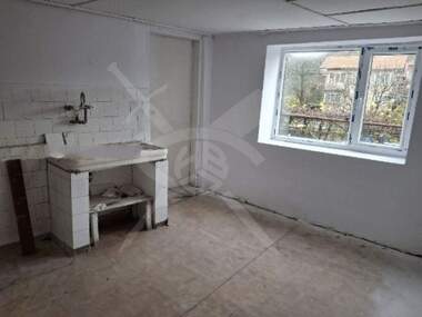 For sale - House in Perushtica,  Plovdiv