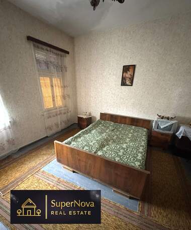 Продажба - Къща в Узунджово,  Хасково