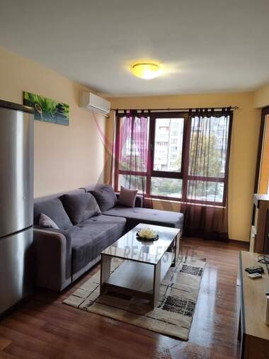 For rent - Apartment in Konfuto,  Varna