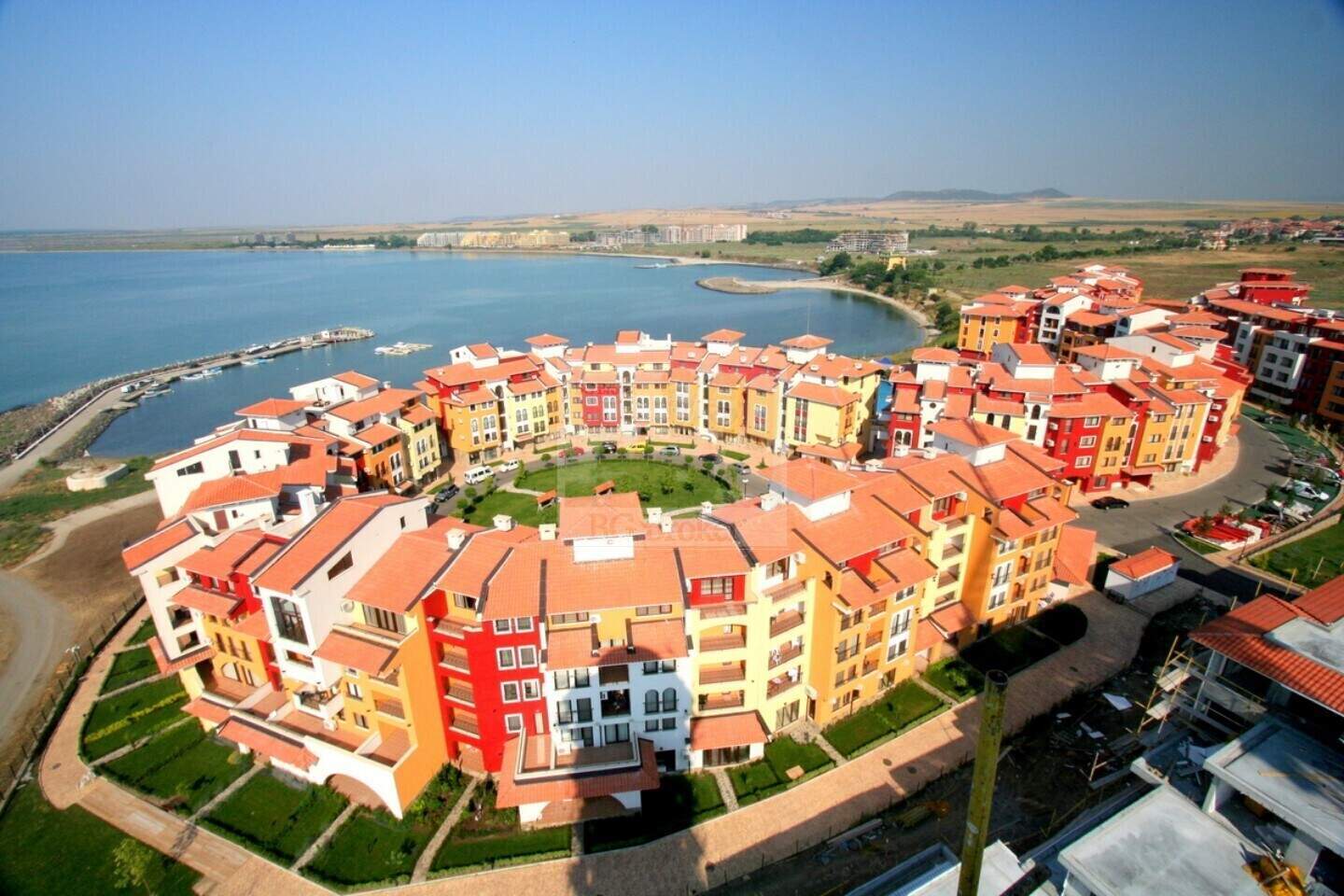 Двустаен Апартамент в Ахелой, Бургас – снимка 9