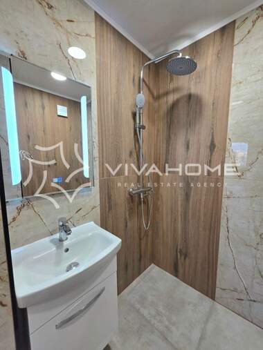 For sale - Apartment in Avtogara,  Varna