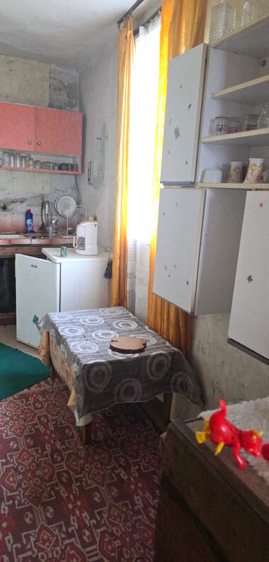 Продажа - Этаж дома в Радомир,  Перник