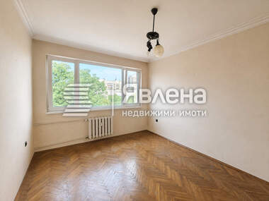 Vânzare - Apartament în Ivan Vazov,  Sofia