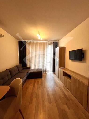 For rent - Apartment in Kolhozen pazar,  Varna