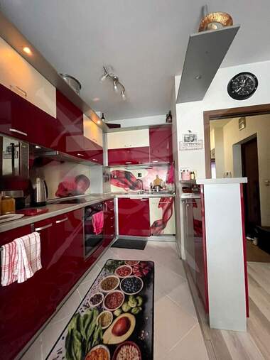 Vânzare - Apartament în Zornița,  Burgas