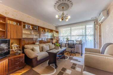 For sale - Apartment in k.k. Chayka,  Varna