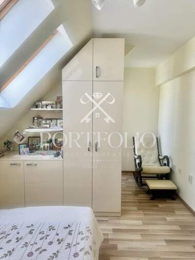 For sale - Apartment in Vazrajdane,  Burgas