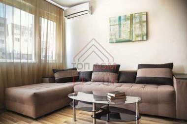 Închiriere - Apartament în Bazar Levski,  Varna
