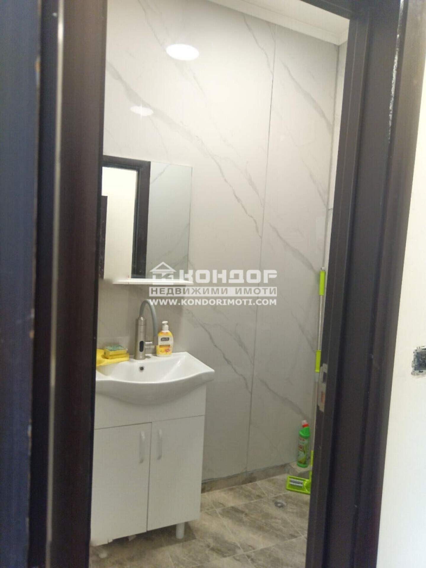 Κατάστημα σε Χριστο Σμιρνενσκι, Πλοβδιβ – φωτογραφία 5
