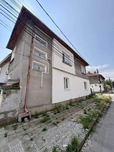 Vânzare - Etaj din casă în Țentăr,  Lovece