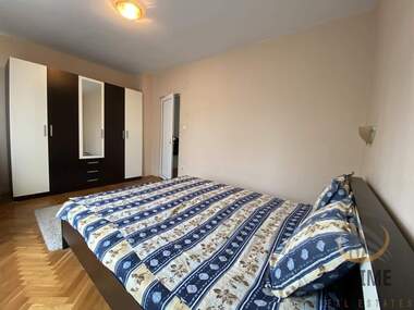 Miete - Wohnung in Lazur,  Burgas