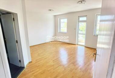 Vânzare - Apartament în Center,  Plovdiv