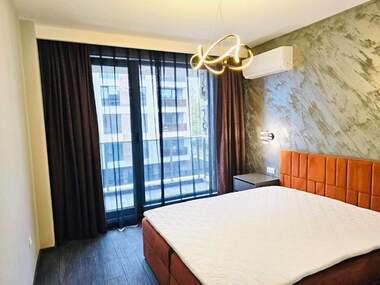 Închiriere - Apartament în Hristo Smirnenski,  Plovdiv