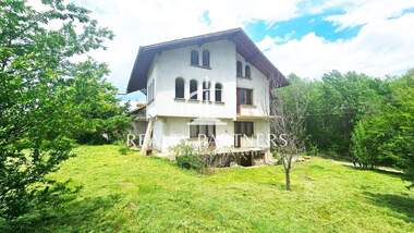 Продажба - Къща в Бегуновци,  Перник