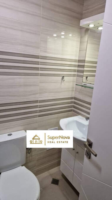 Închiriere - Apartament în Hristo Smirnenski,  Plovdiv
