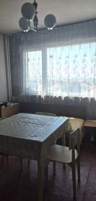 Verkauf - Wohnung in Karlowo,  Plowdiw