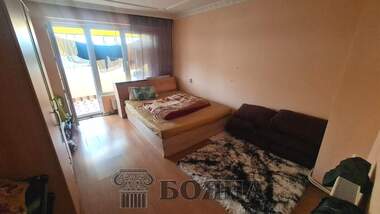 Vânzare - Apartament în Cearodeîka - Sever,  Ruse