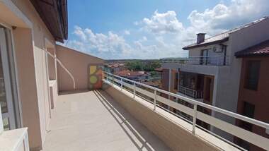 Vânzare - Apartament în Țarevo,  Burgas