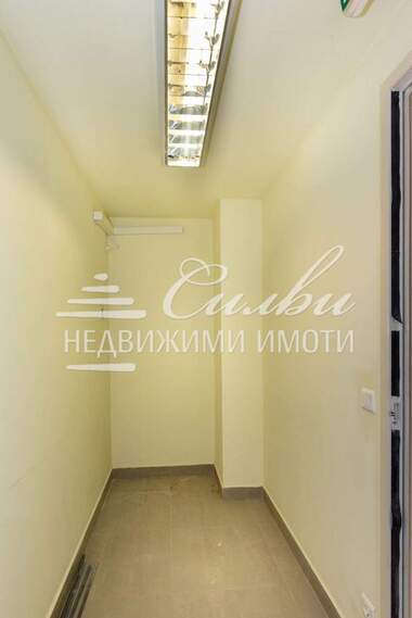 Продажба - Магазин в Промишлена зона - Запад,  Шумен