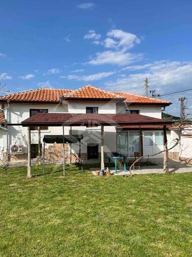 For sale - House in Pesnopoy,  Plovdiv