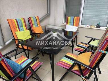 Vânzare - Apartament în Tri ceuceura-sever,  Stara Zagora