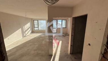 Satış - Apartman olarak Vazrajdane 2,  Varna