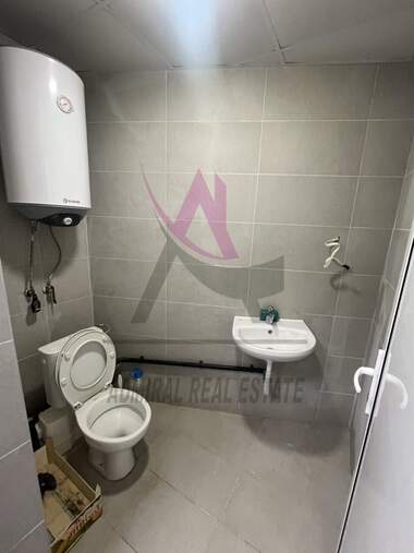 For rent - Store/Office/Storage in Vazrajdane 3,  Varna