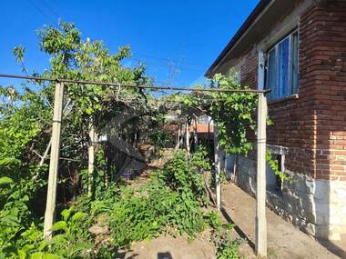 For sale - House in Carimir,  Plovdiv