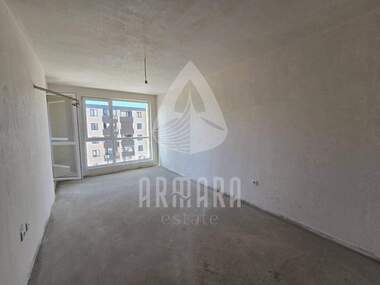 Verkauf - Wohnung in Üjen,  Plowdiw