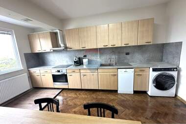 For sale - Apartment in Cvetnica,  Ruse