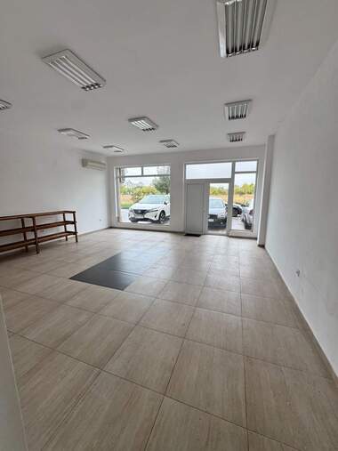 Verkauf - Laden/Büro/Schönheitssalon/Zahnarztbüro in Trakia,  Plowdiw