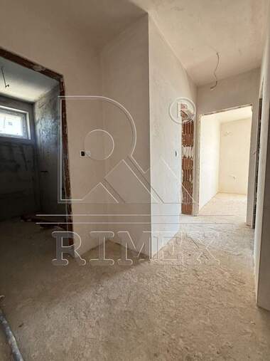 For sale - Apartment in Kiuchuk Parij,  Plovdiv