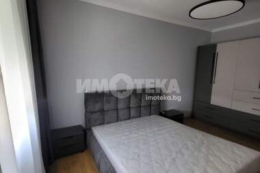 Продажба - Апартамент в Кючук Париж,  Пловдив