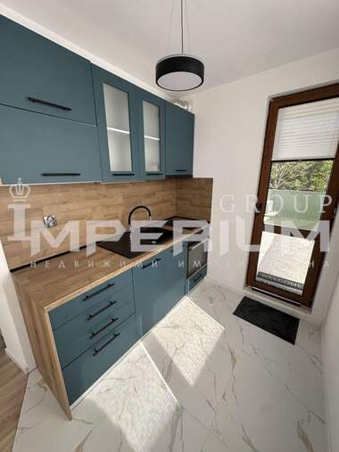 Închiriere - Apartament în Izgrev,  Varna
