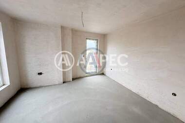 Vânzare - Apartament în Avtogara,  Varna