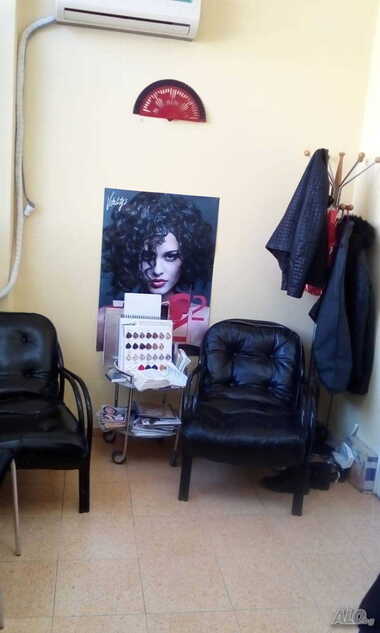 Kira - Ofis olarak Centar,  Iambol