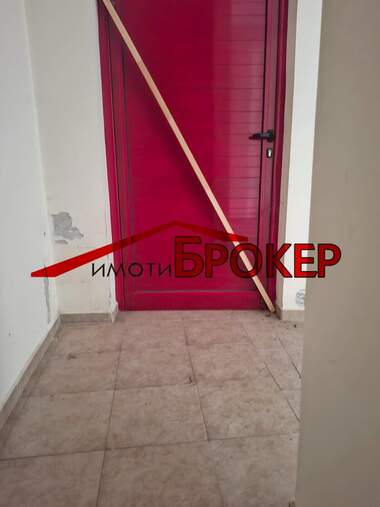 Kira - Dükkan/Ofis/Depo/Güzellik salonu/Yer/Diş ofisi olarak Klucohor,  Sliven