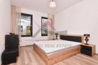 For rent - Apartment in VINS - Cherven ploshtad,  Varna