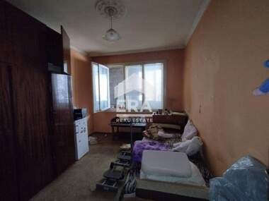 For sale - Apartment in Ovcharski,  Haskovo