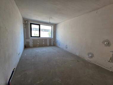 Verkauf - Wohnung in Zona B-5,  Sovia