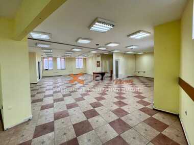 Închiriere - Birou/Salon de frumusețe în JP Gara,  Varna