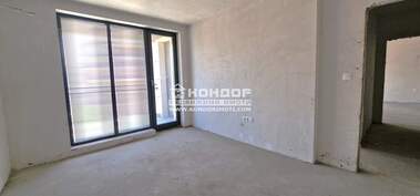 Vânzare - Apartament în Kărșiaka,  Plovdiv