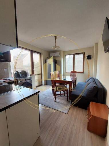 Kira - Apartman olarak Liatno kino Trakia,  Varna