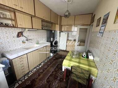 Продажба - Апартамент в Център,  Шумен
